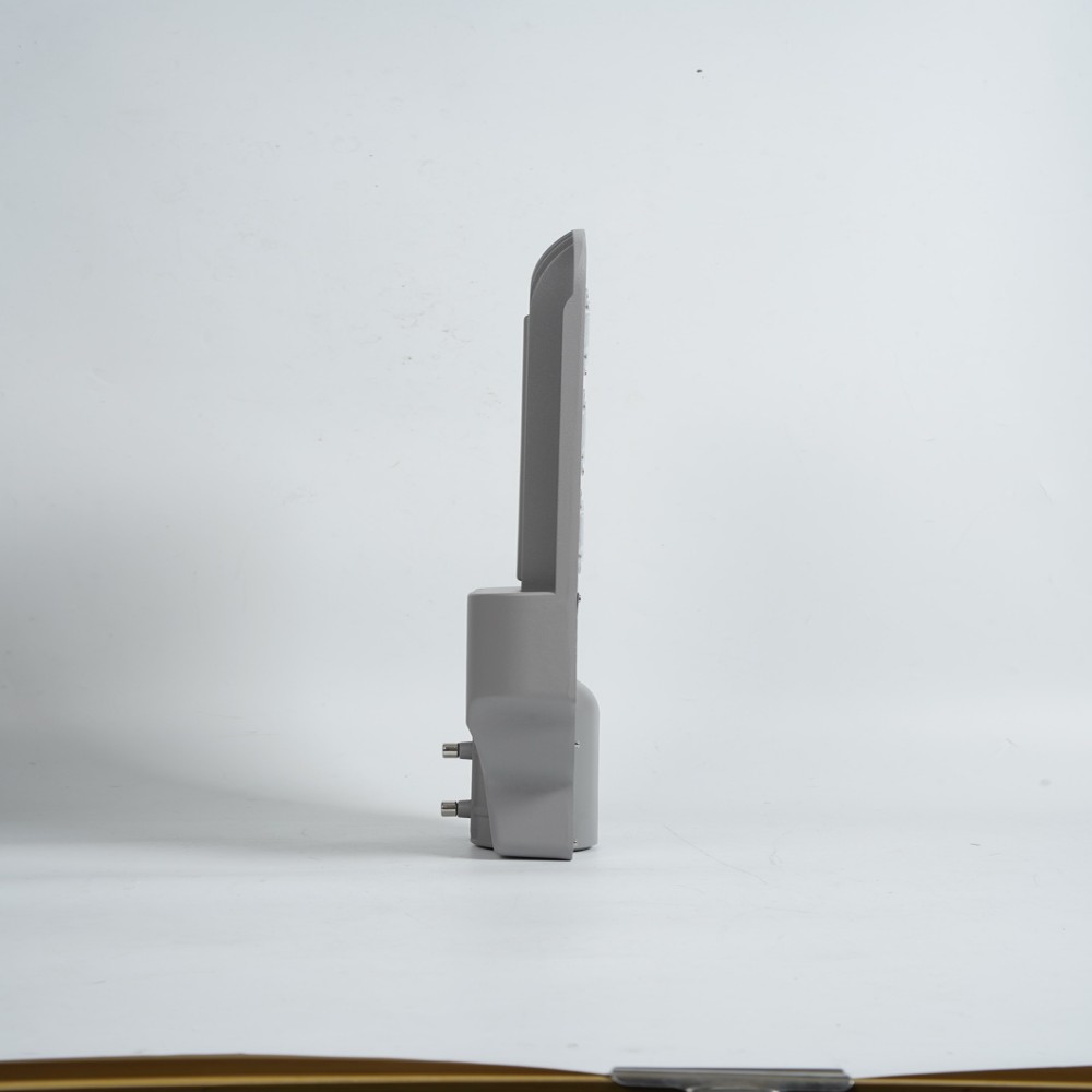 XL-GR-10M Solar Street Lights (4)
